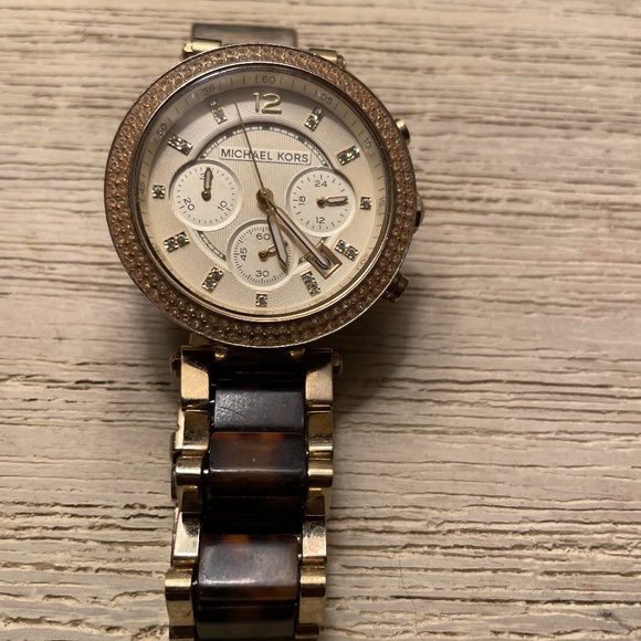 Michael Kors Women's Parker Gold Tortoise Watch MK5688 - Picture 1 of 4